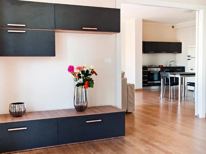 Lux Studio And Apartment Катания 0*,  Италия