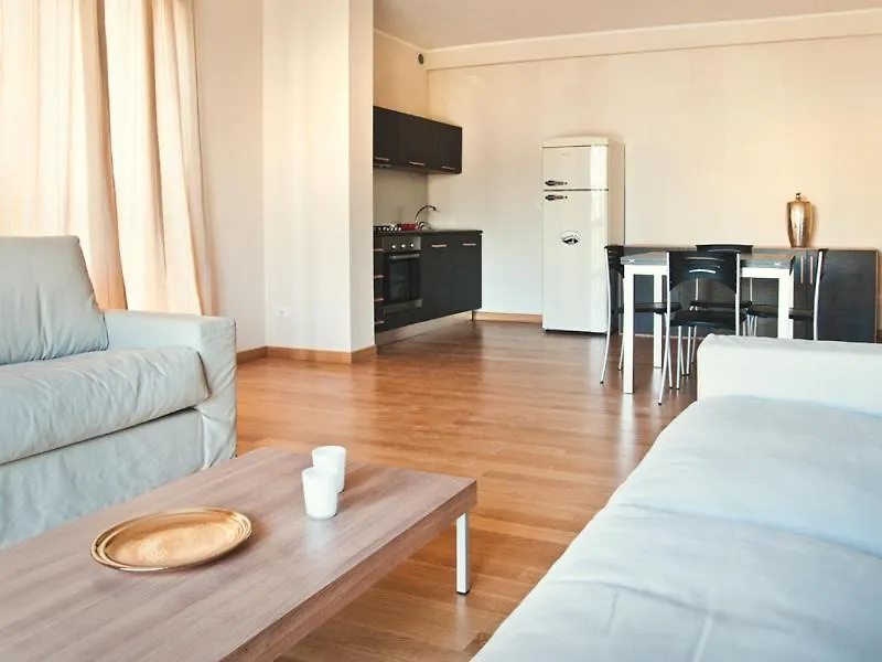 Lux Studio And Apartment Катания